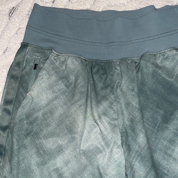 Athleta Outfit - Picture 3 of 4